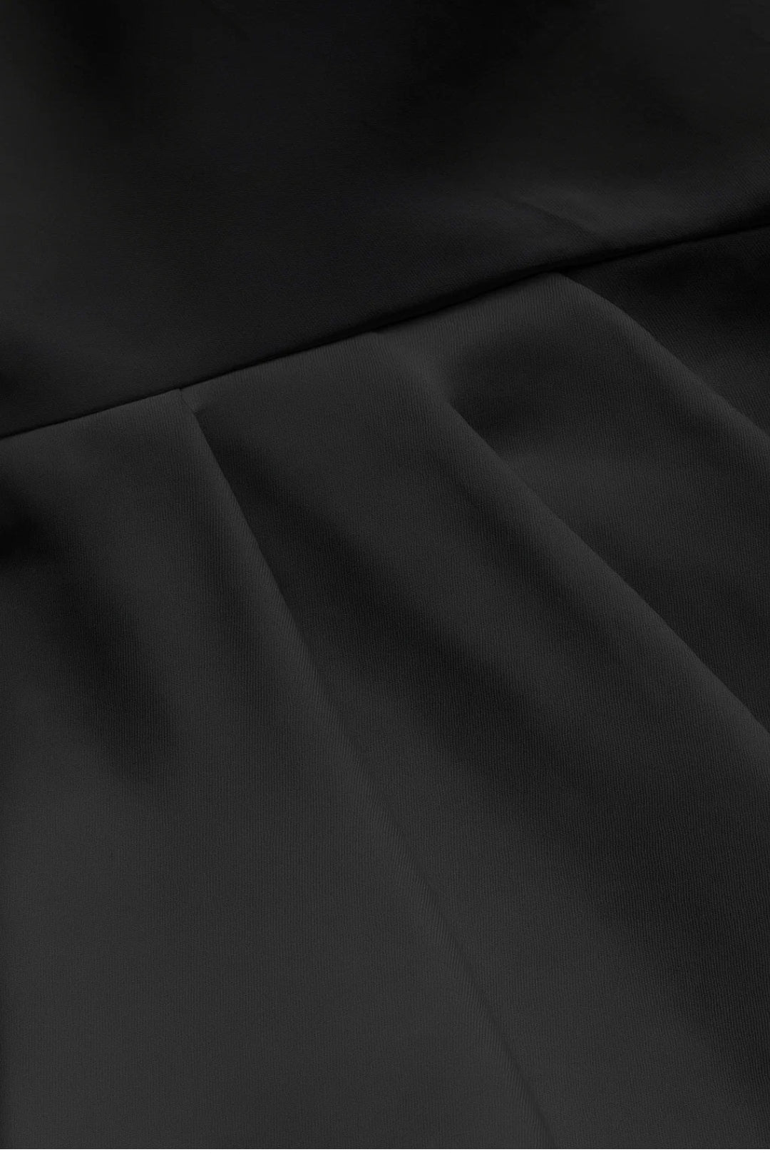 Abito Midi Nero | Elegante | Strutturato e Senza Tempo