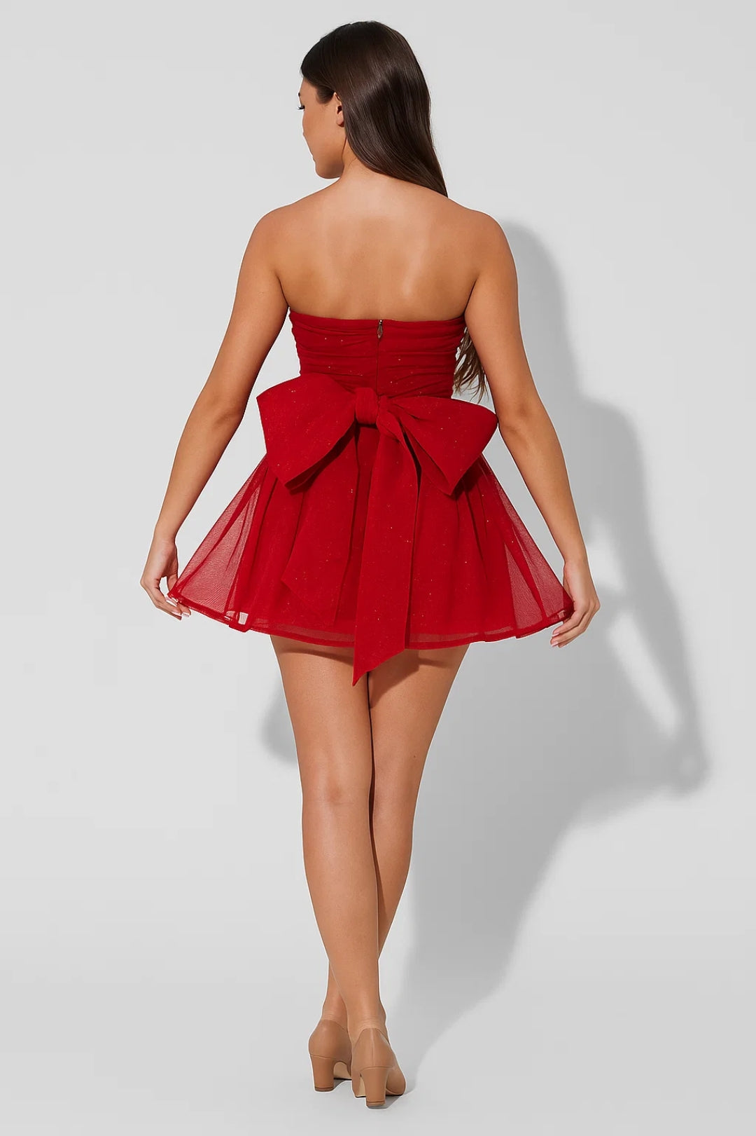 Abito corto in tulle con glitter | Senza spalline | Gonna a ruota con fiocco