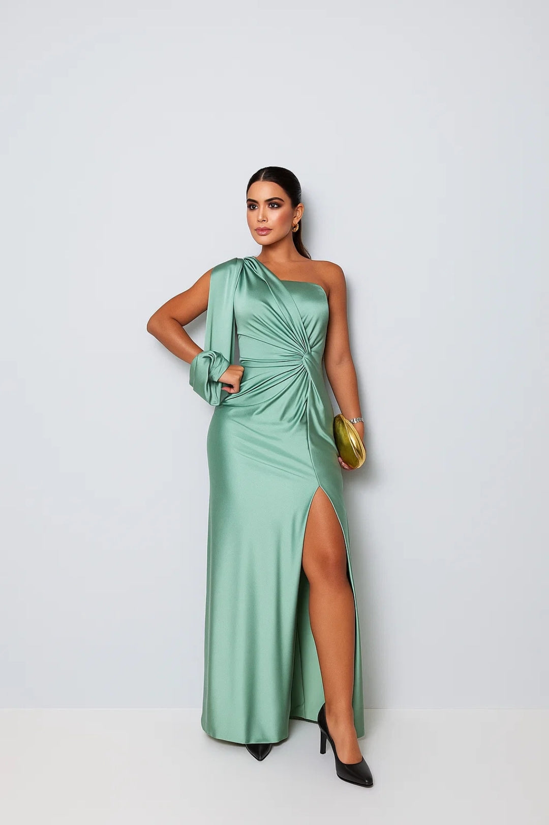 Abito da Sera Asimmetrico | Satin Elegante | Spacco Frontale
