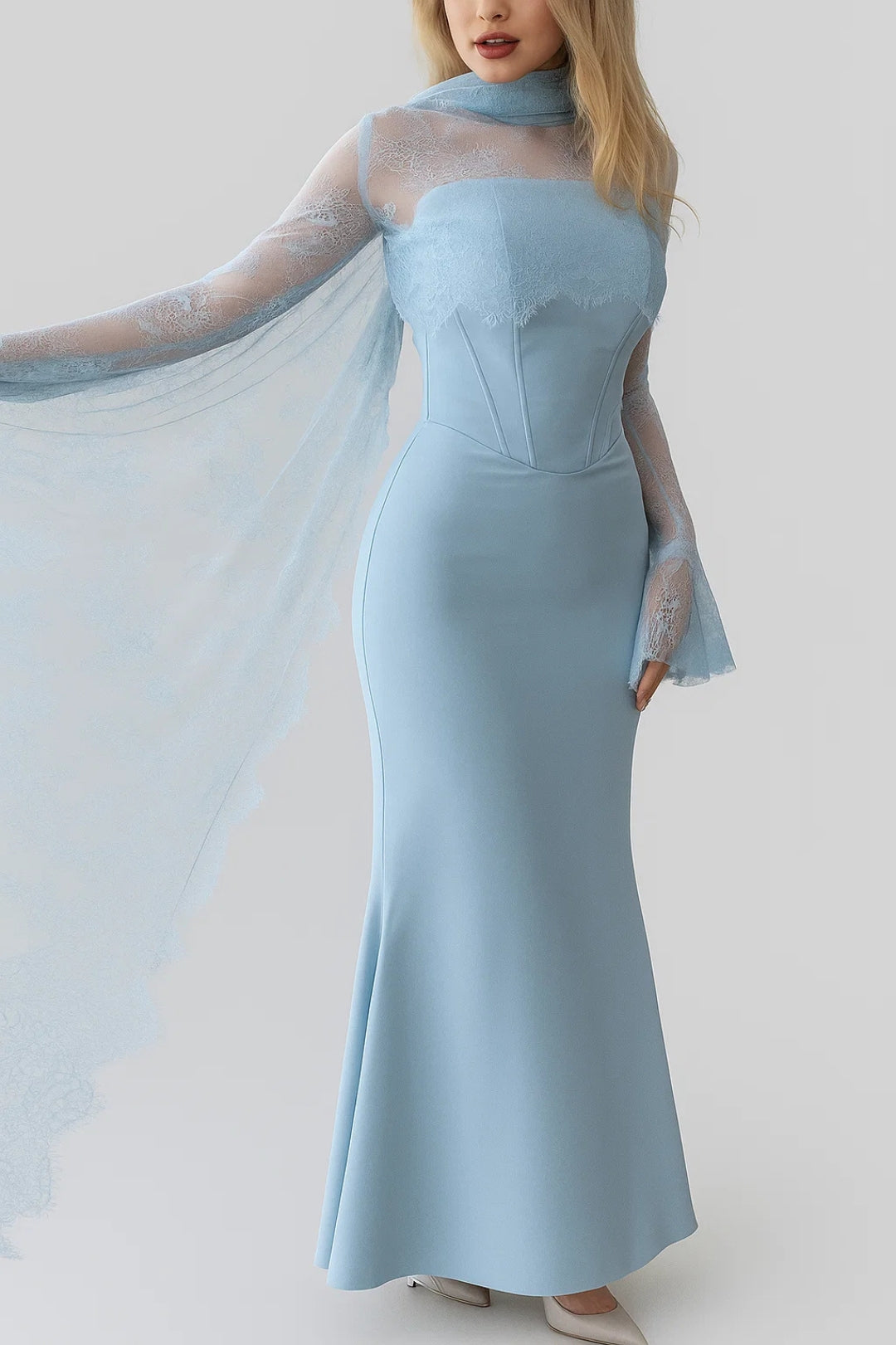 Abito elegante con maniche in pizzo e sciarpa drappeggiata