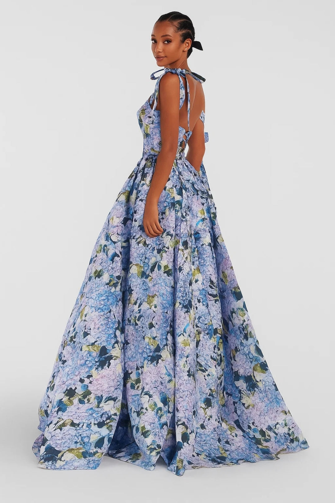 Abito lungo floreale con spalline a fiocco | Eleganza romantica