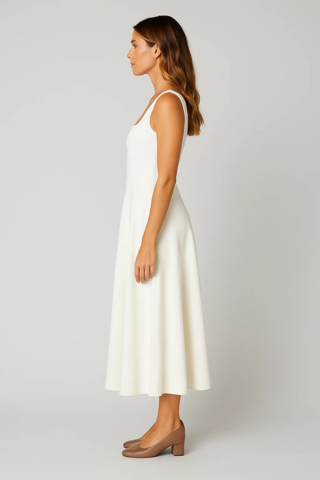 Abito lungo in maglia fluida | Scollo quadrato | Eleganza minimal