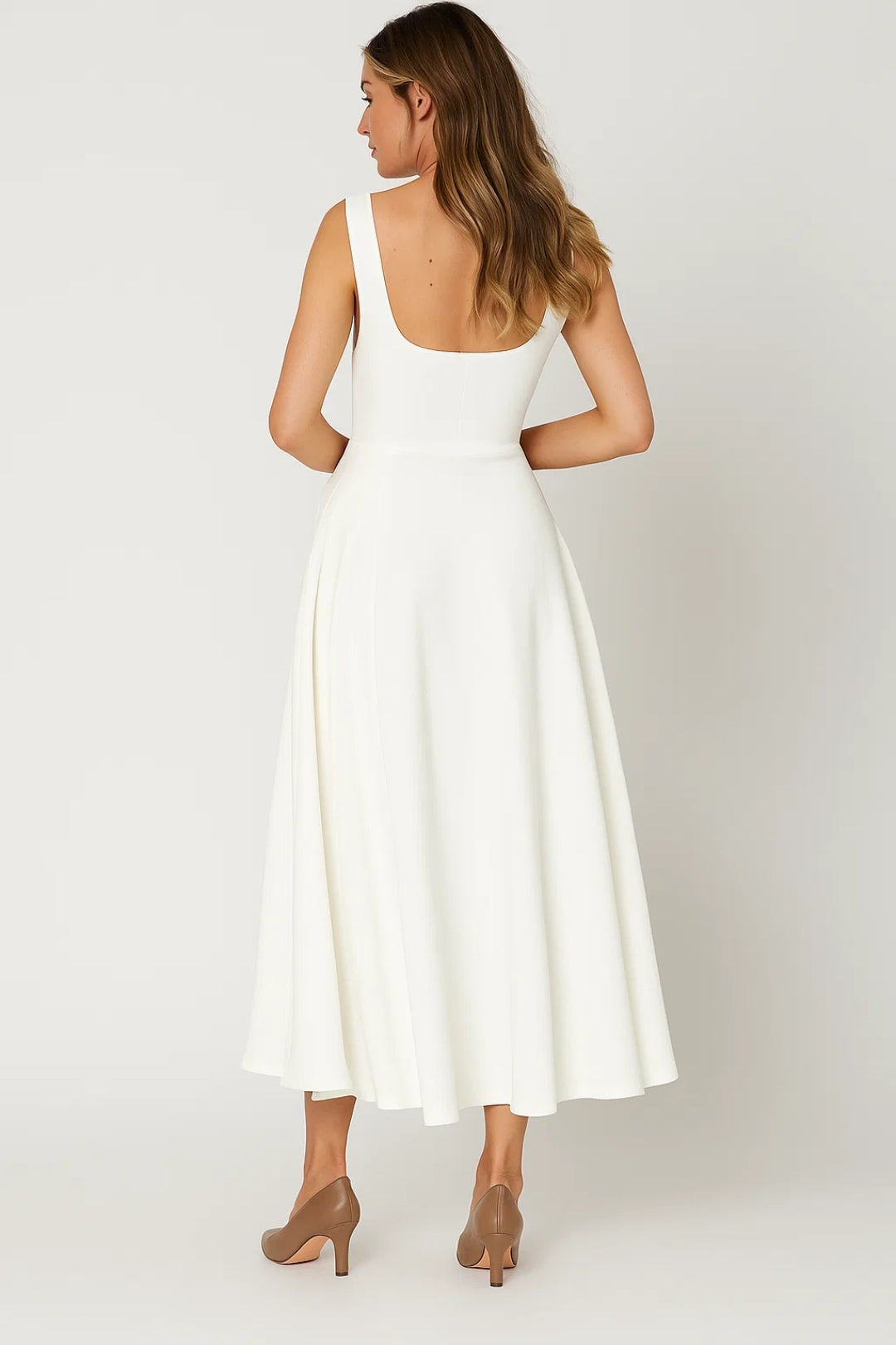 Abito lungo in maglia fluida | Scollo quadrato | Eleganza minimal