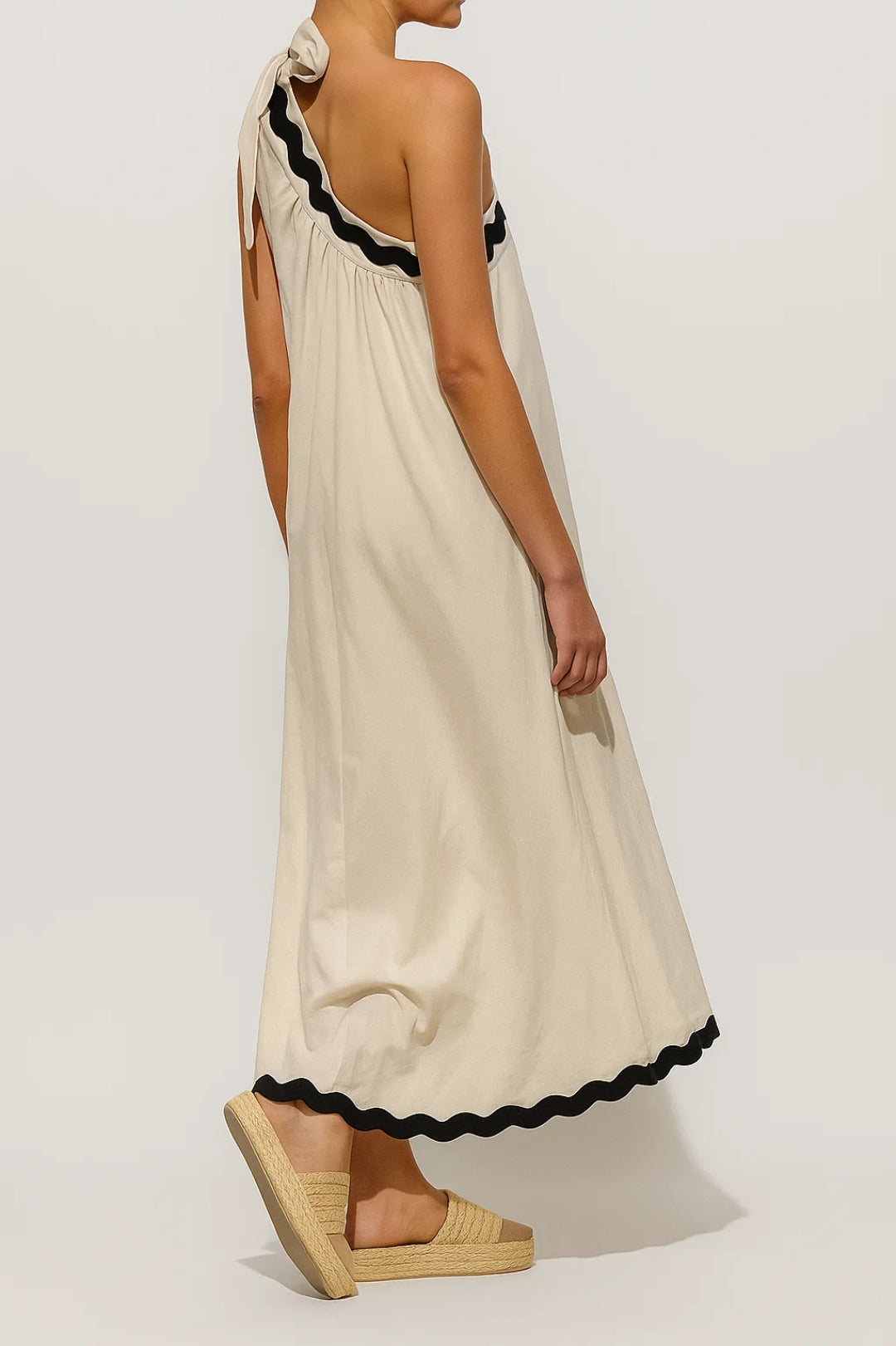Abito lungo monospalla in cotone | Stile boho con bordo a contrasto