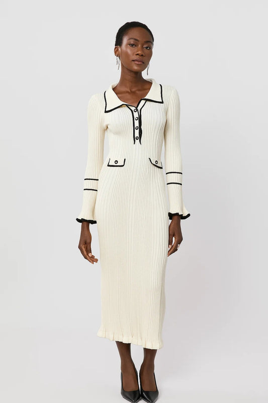 Abito midi a costine con colletto e dettagli a contrasto