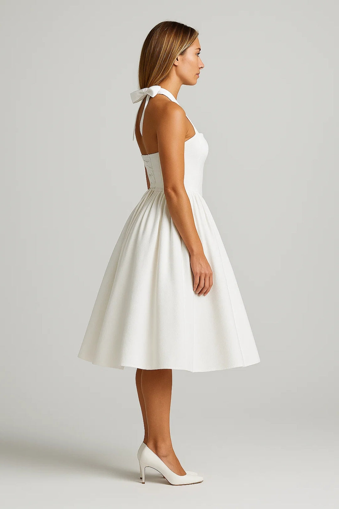 Abito midi con corpetto aderente e scollo all’americana | Stile retrò ispirato agli anni ’50