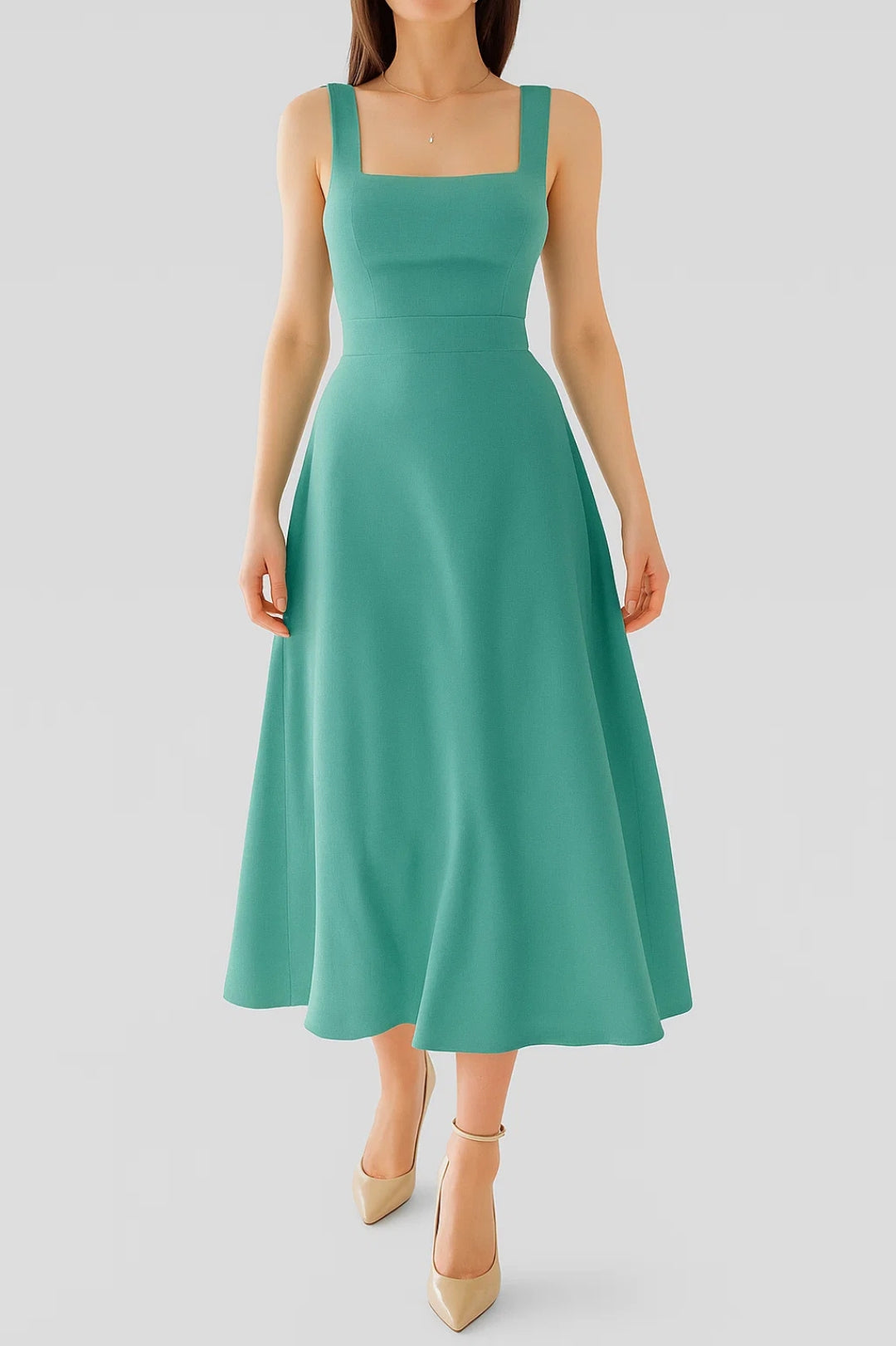 Abito midi con spalline larghe | Scollatura quadrata | Stile elegante e minimale