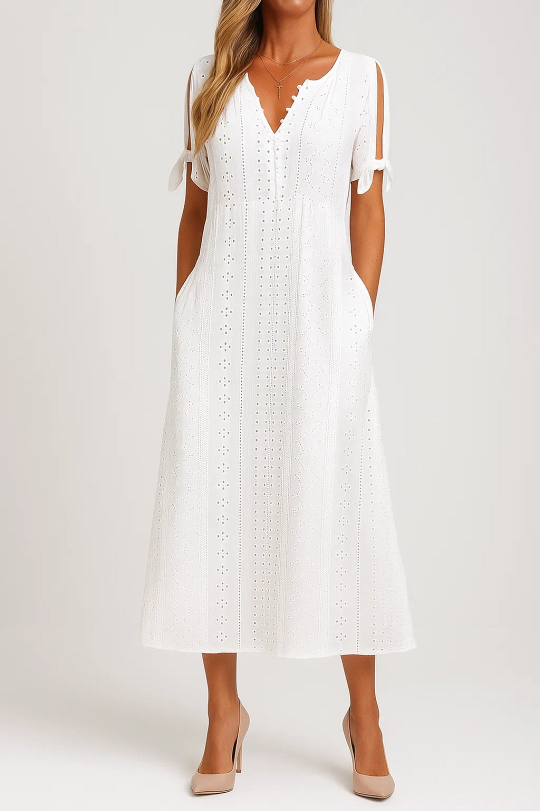 Vestito midi traforato con scollo a V e maniche con fiocco