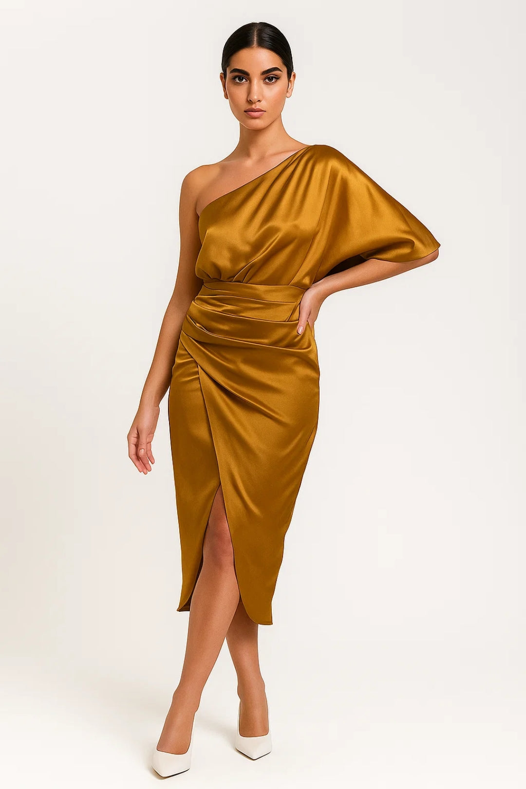 Abito monospalla in raso lucido | Elegante e drappeggiato