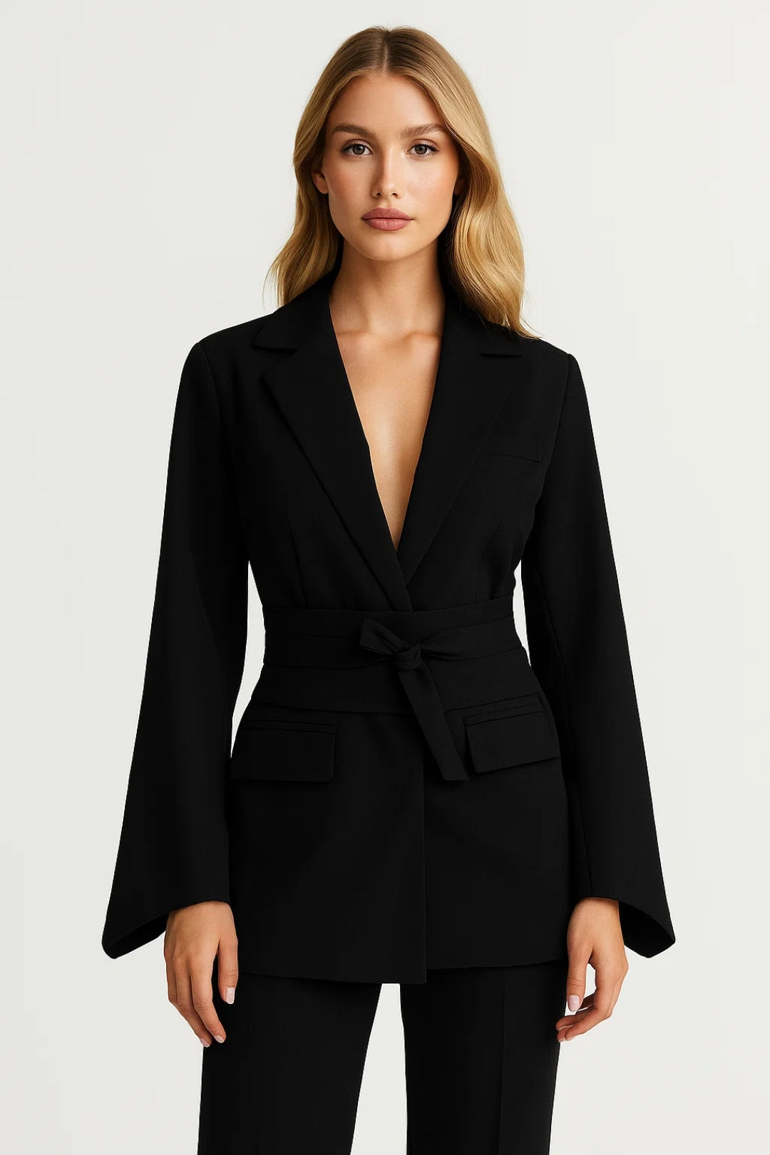 Blazer elegante con cintura in vita e rever classico