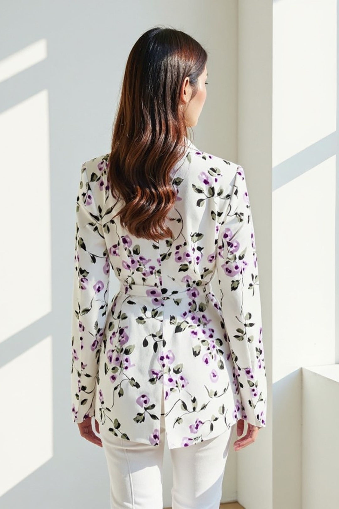 Blazer lunga floreale con cintura | Stile femminile e raffinato