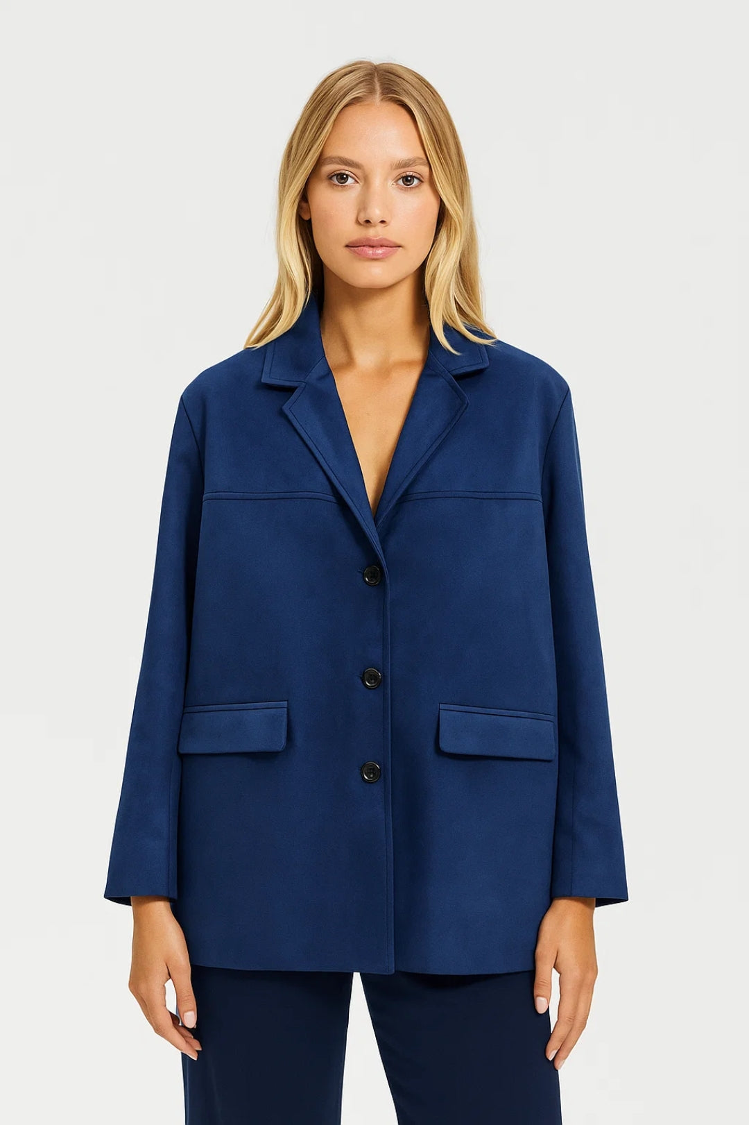 Blazer lungo con chiusura a bottoni e tasche a patta