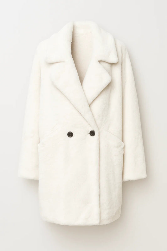 Cappotto doppiopetto con colletto ampio