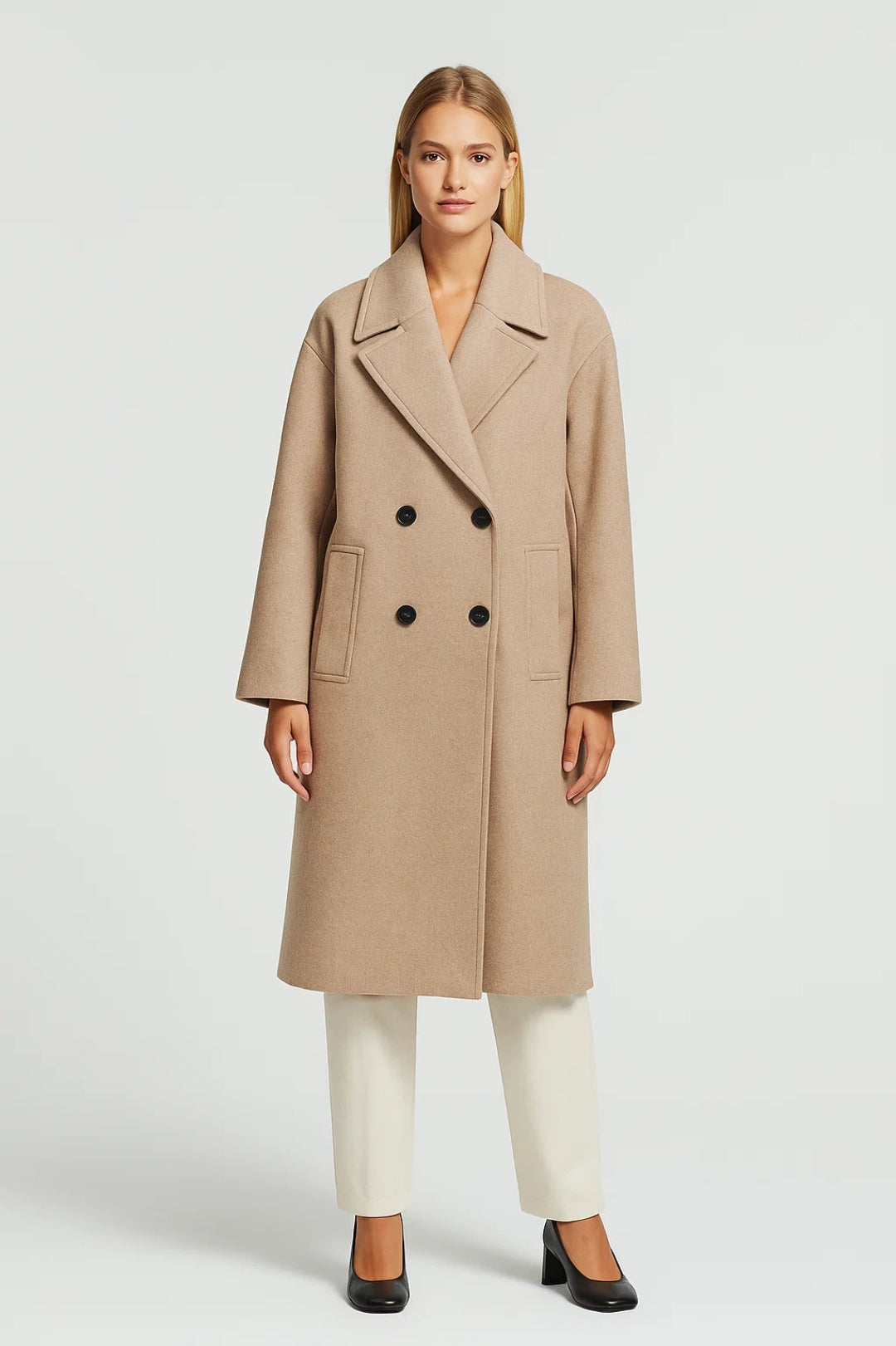 Cappotto doppiopetto lungo con revers classici