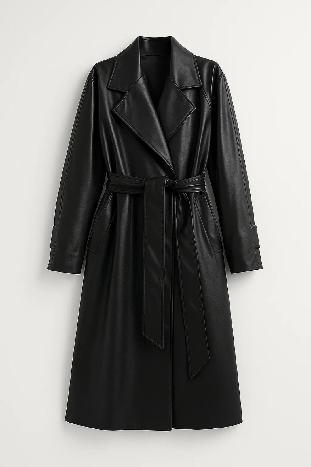 Cappotto lungo con cintura e revers classico