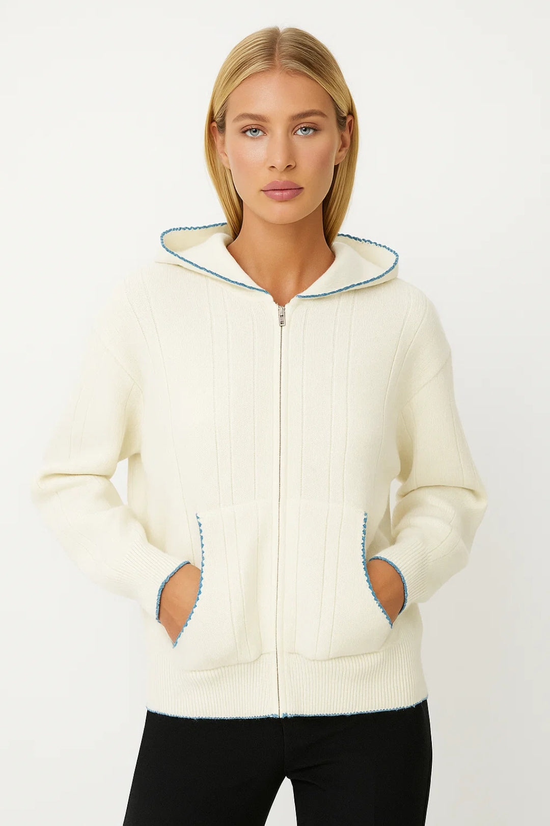 Cardigan con cappuccio e zip frontale