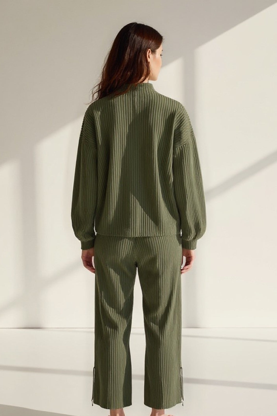 Completo coordinato in maglia a costine con zip | 2 pezzi