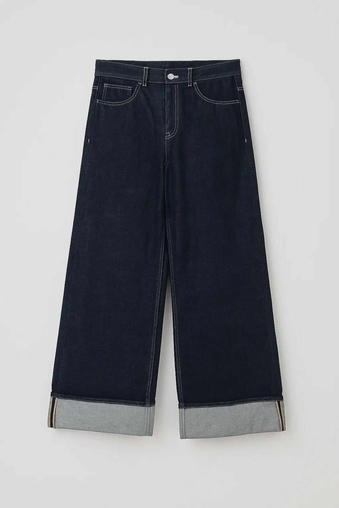 Completo giacca e pantaloni con taglio ampio