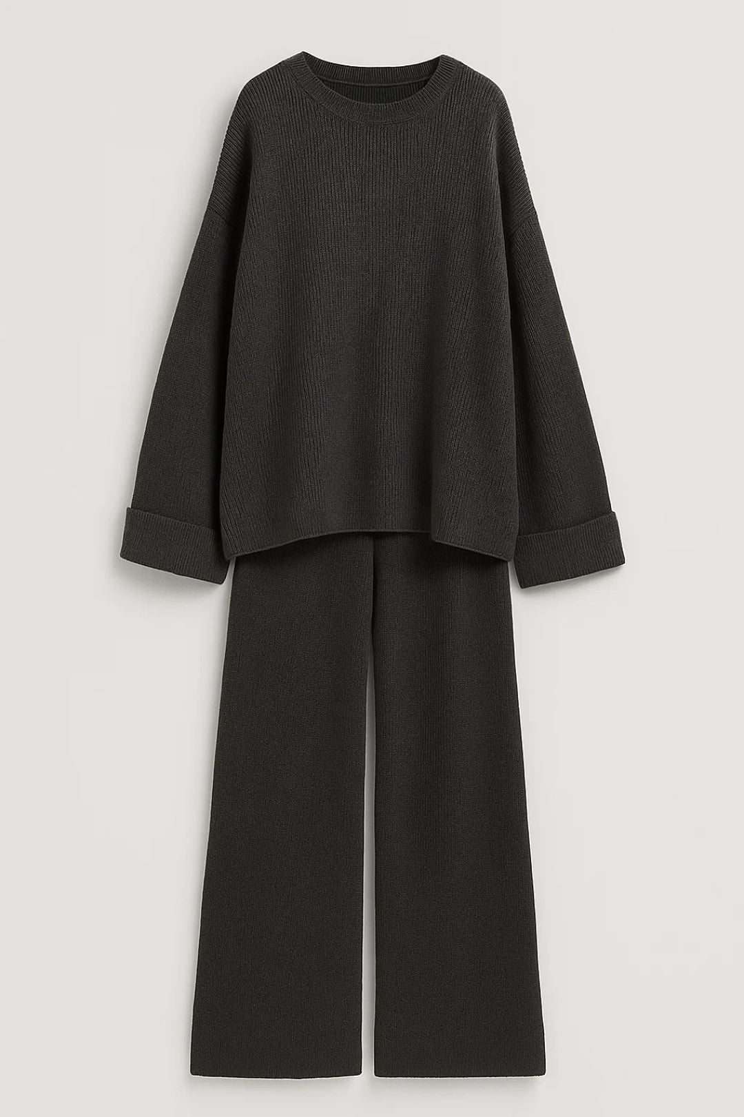 Completo in maglia morbida con maglione a maniche lunghe e pantaloni ampi | Grigio chiaro o Grigio scuro | Comodo e caldo