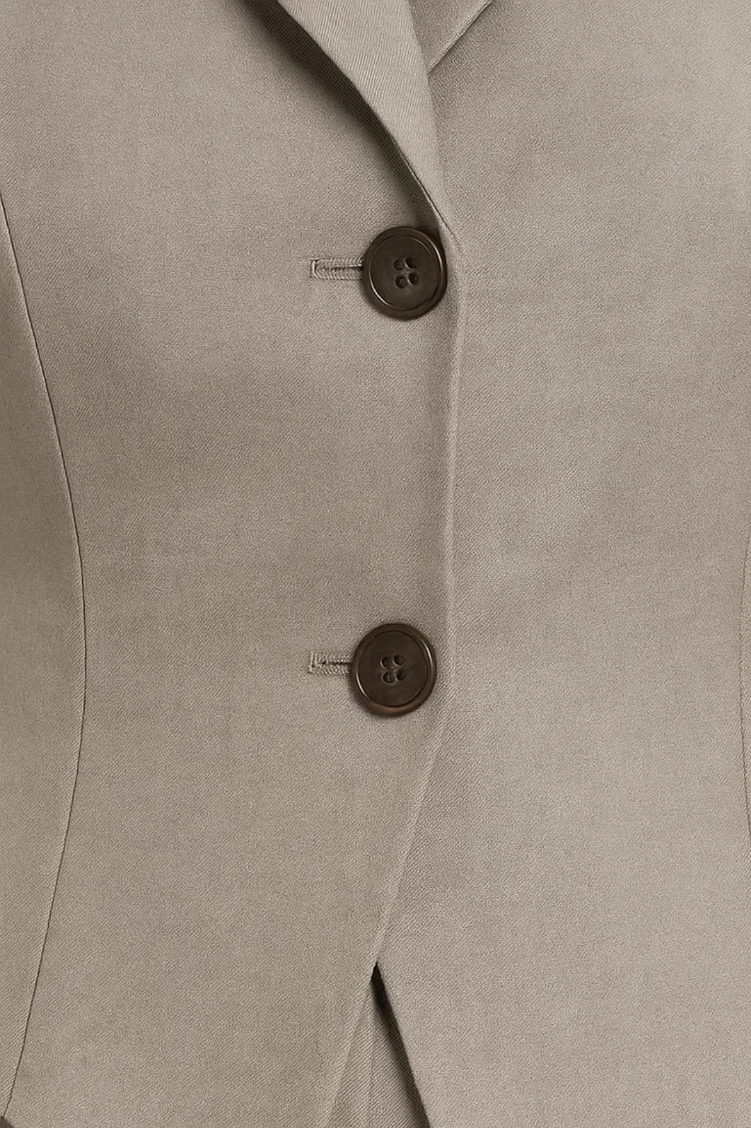 Completo sartoriale smanicato | Gilet con revers e pantaloni eleganti | Grigio chiaro