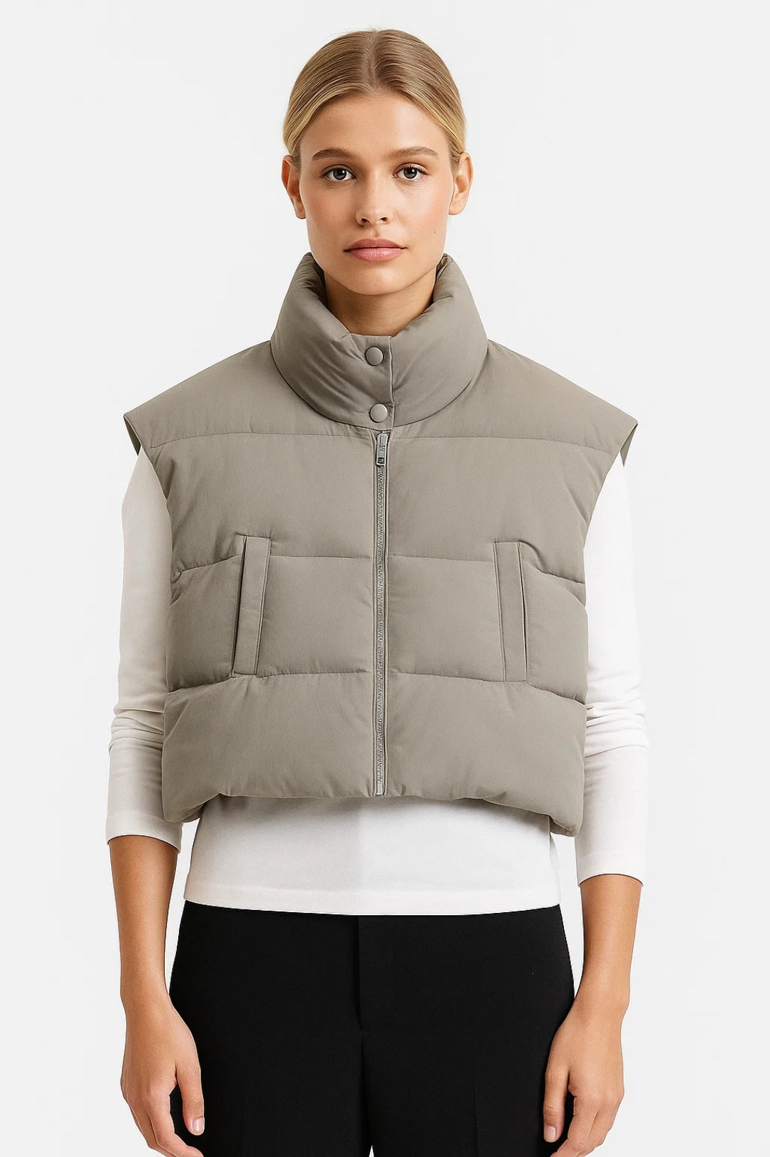 Gilet corto imbottito con collo alto