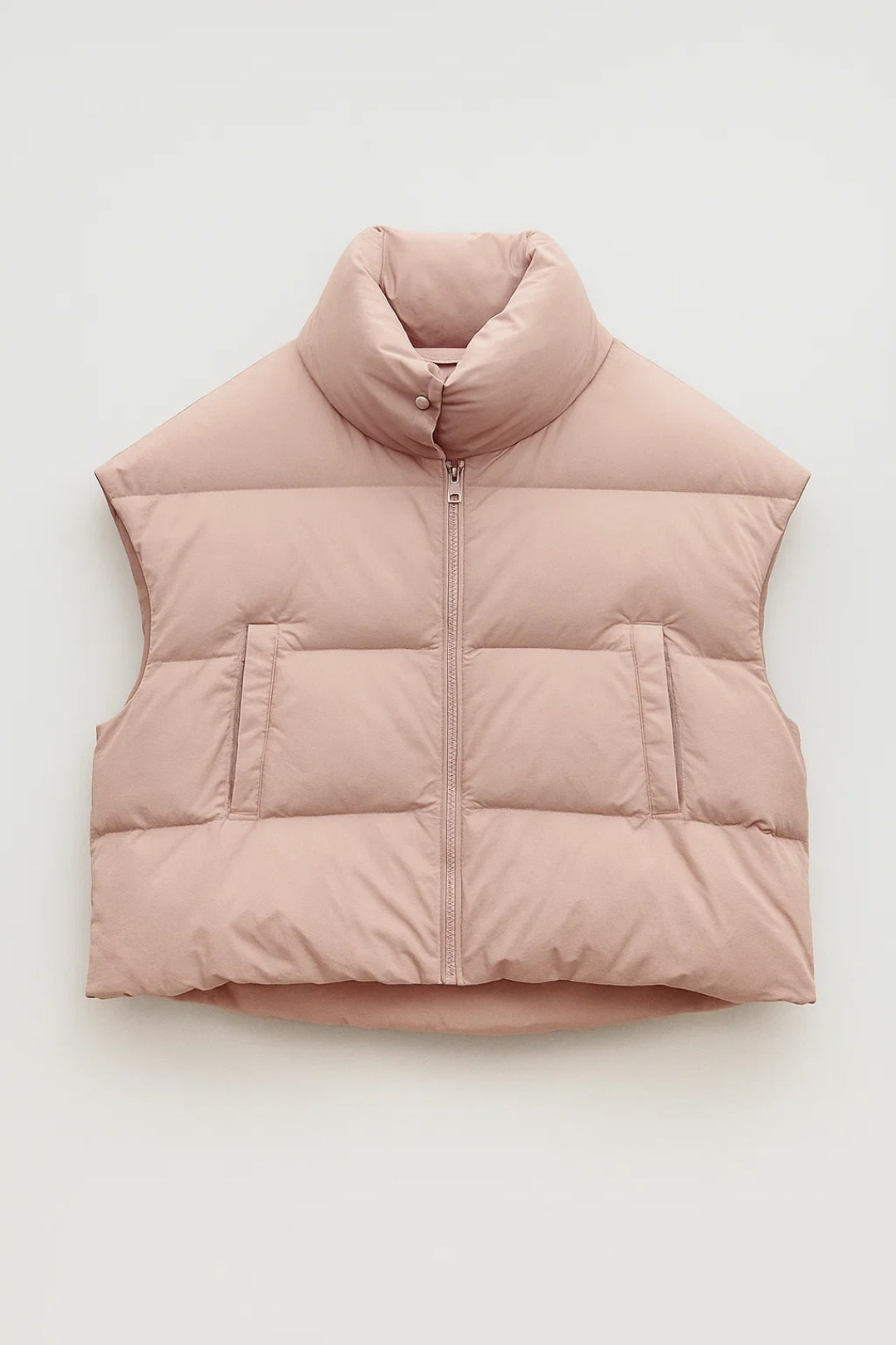 Gilet corto imbottito con collo alto