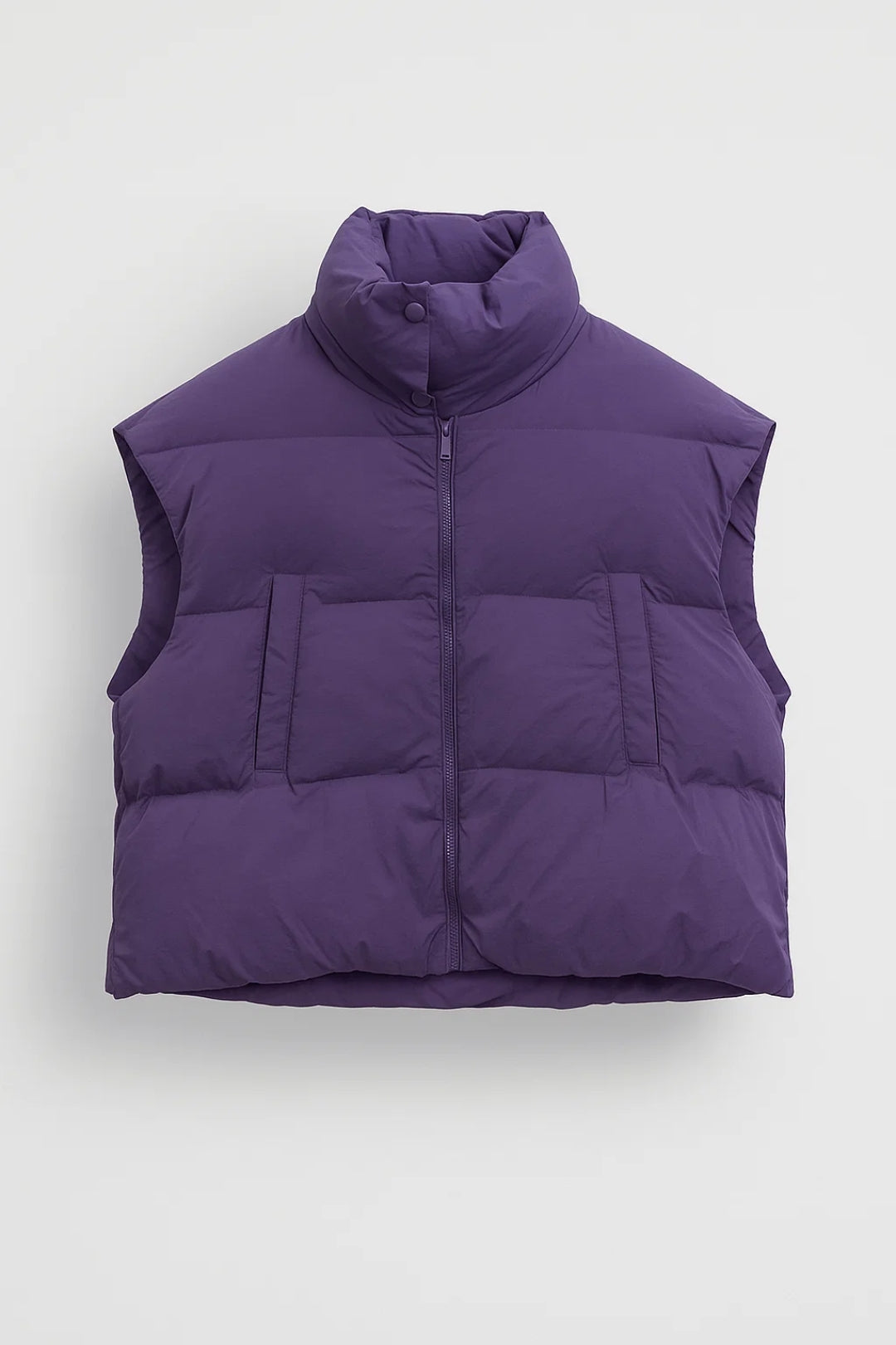 Gilet corto imbottito con collo alto
