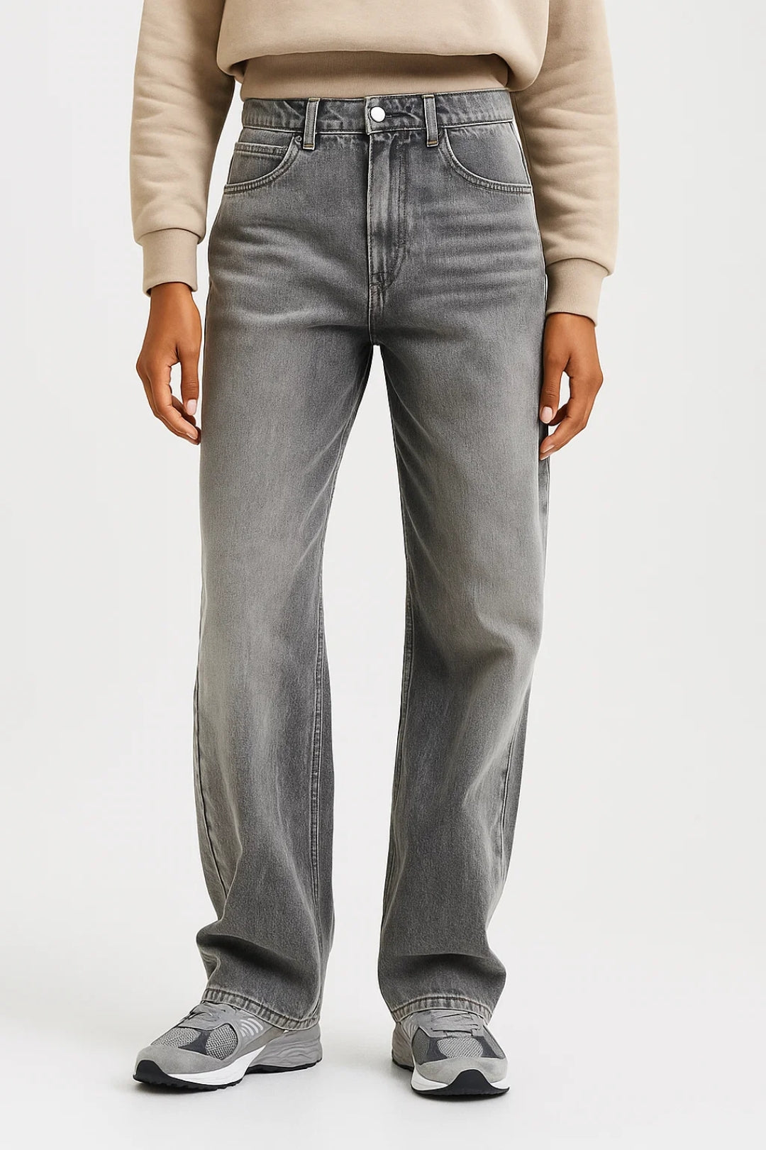 Jeans grigi a gamba dritta con vita alta