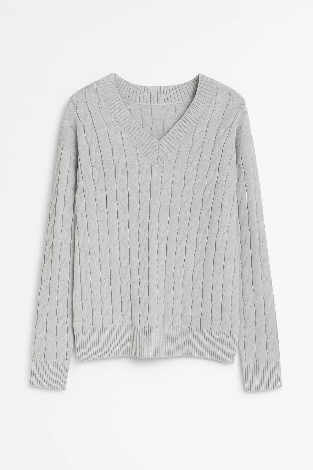 Maglione con scollo a V e lavorazione a trecce