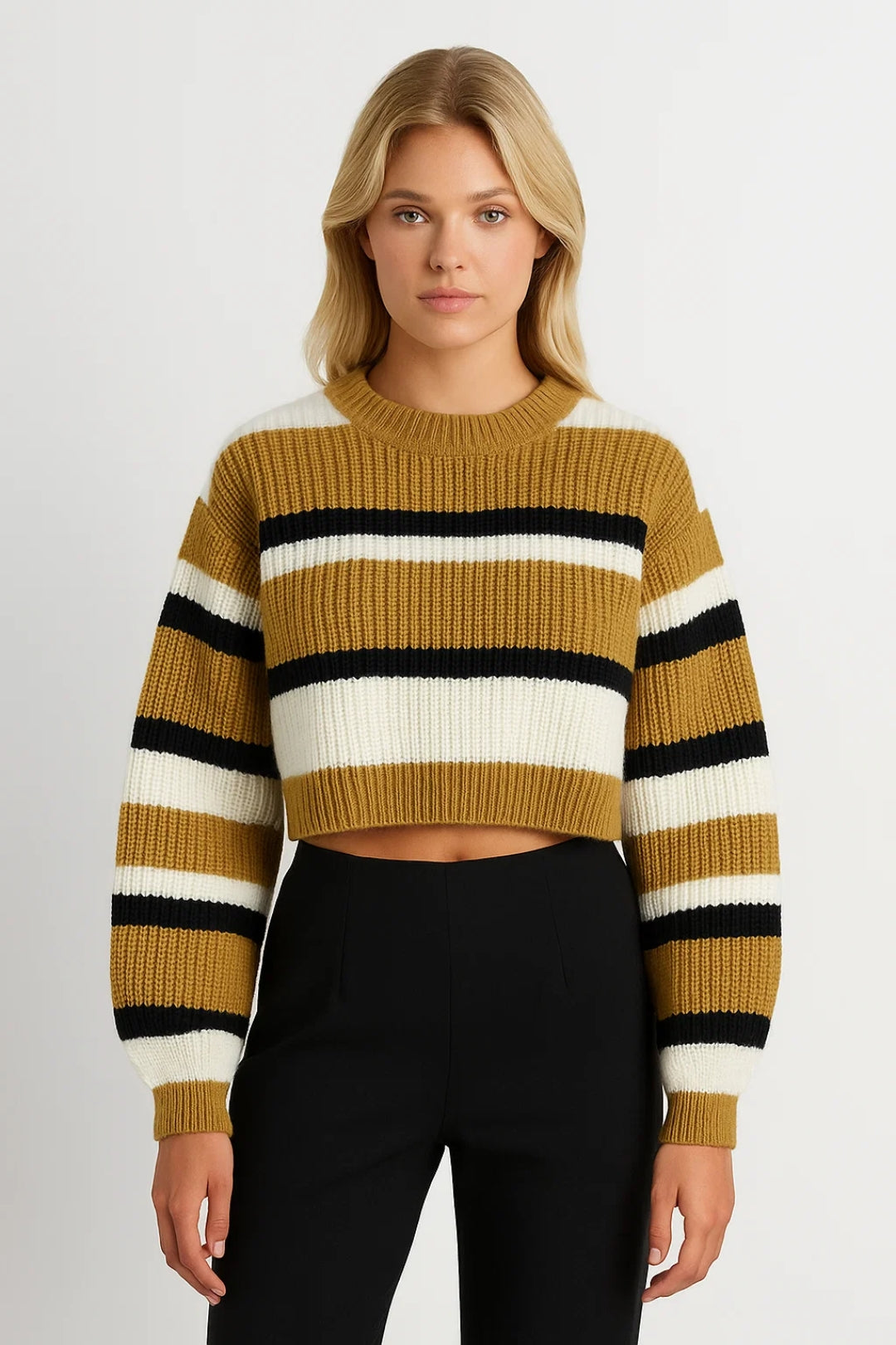 Maglione corto a righe con maniche lunghe