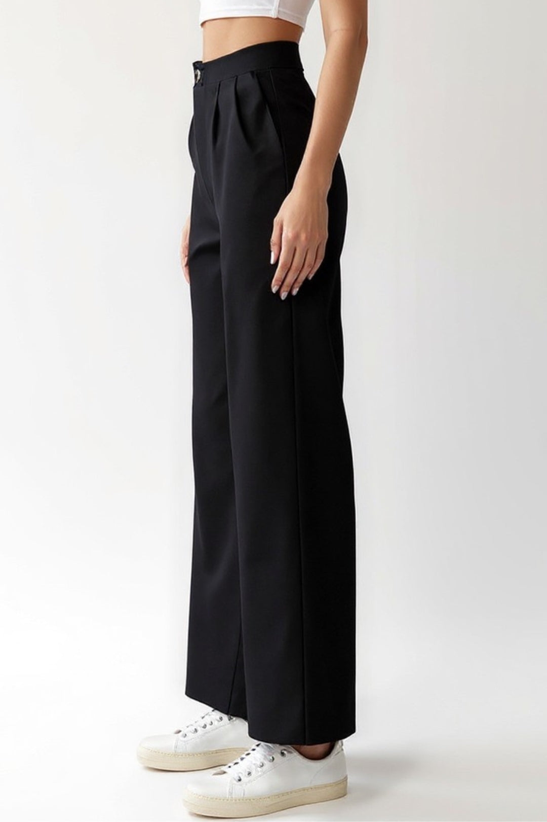 Pantalone nero a gamba dritta | Vita media | Stile casual-elegante