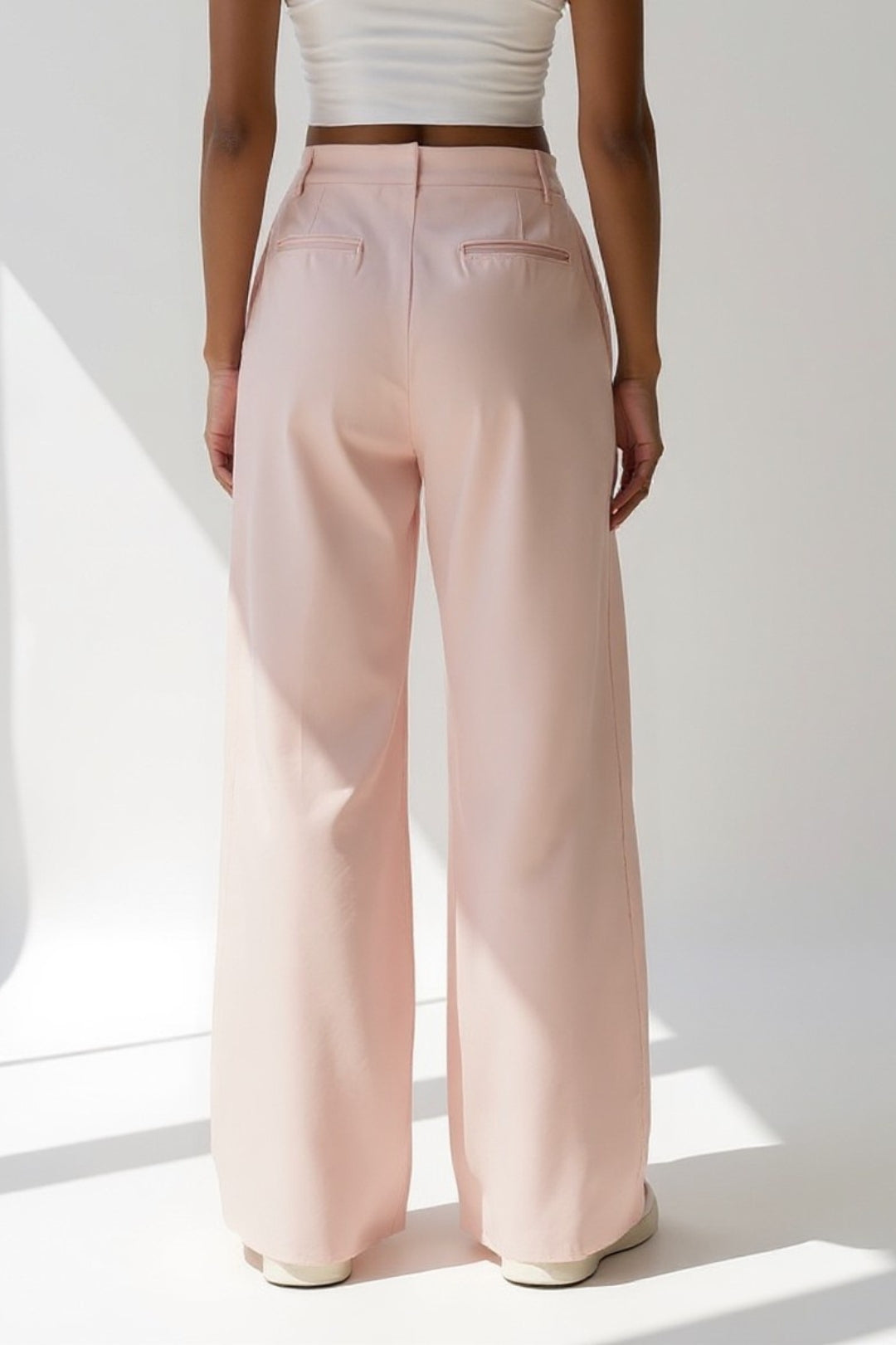 Pantaloni a palazzo con pinces | Taglio ampio e comodo | Vita alta strutturata