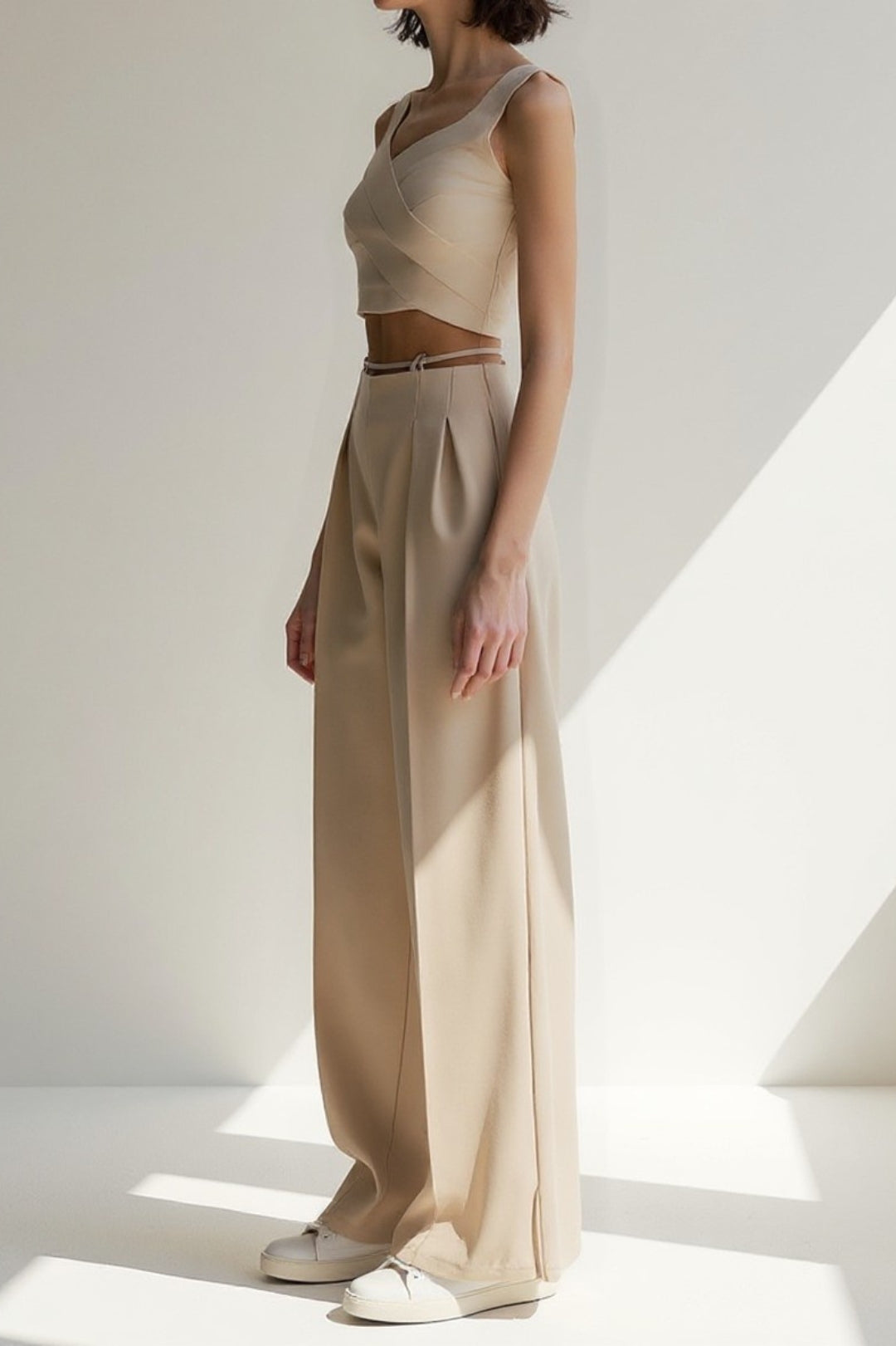 Pantaloni palazzo con cintura sottile | Pinces eleganti | Design sofisticato