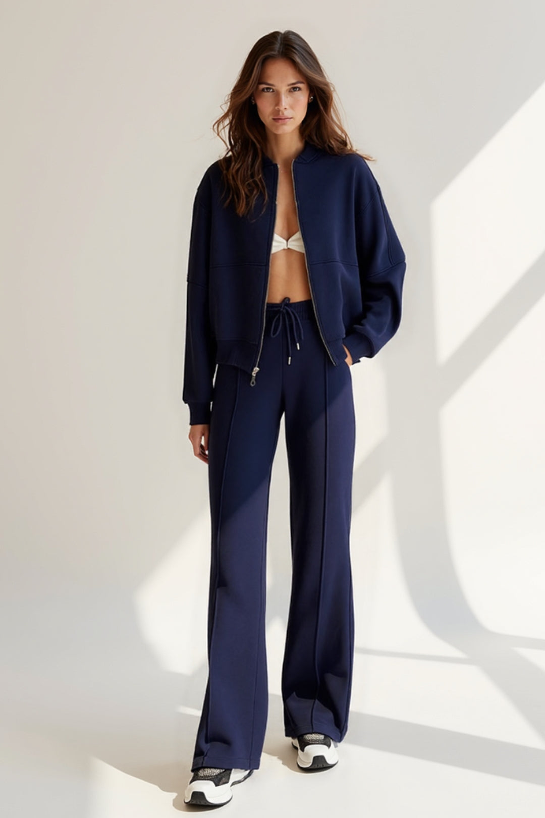 Set coordinato sportivo con giacca e pantaloni | Tessuto tecnico comodo