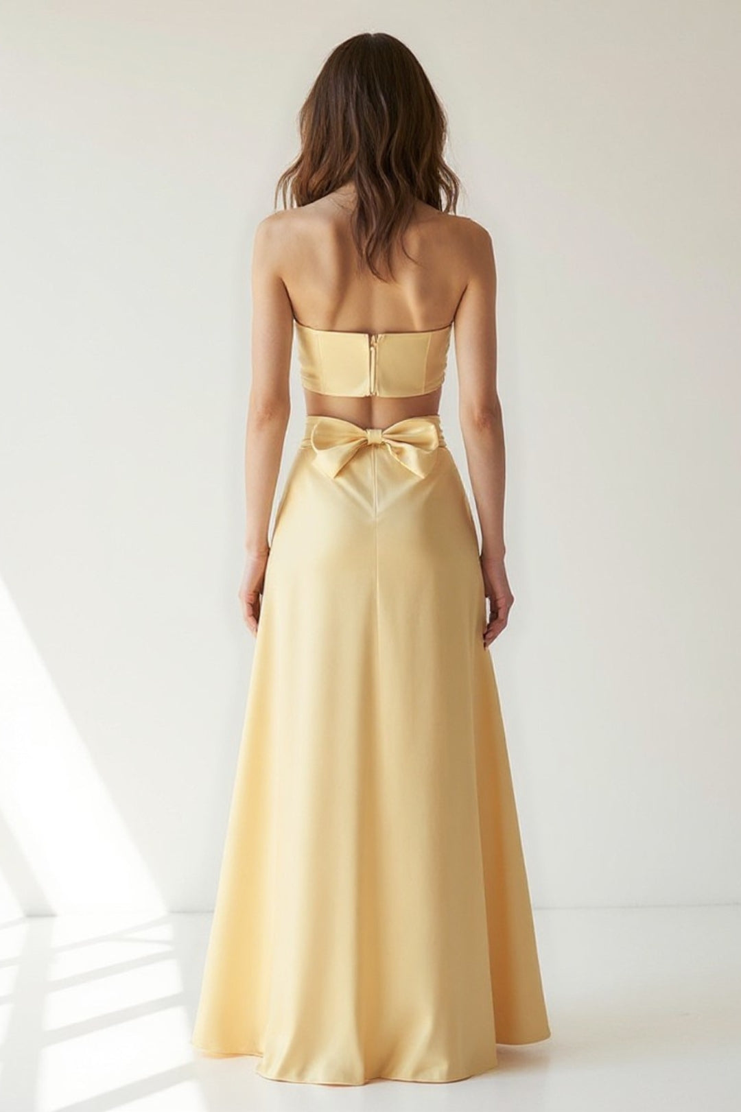 Top corto con gonna lunga coordinata | Look elegante e femminile