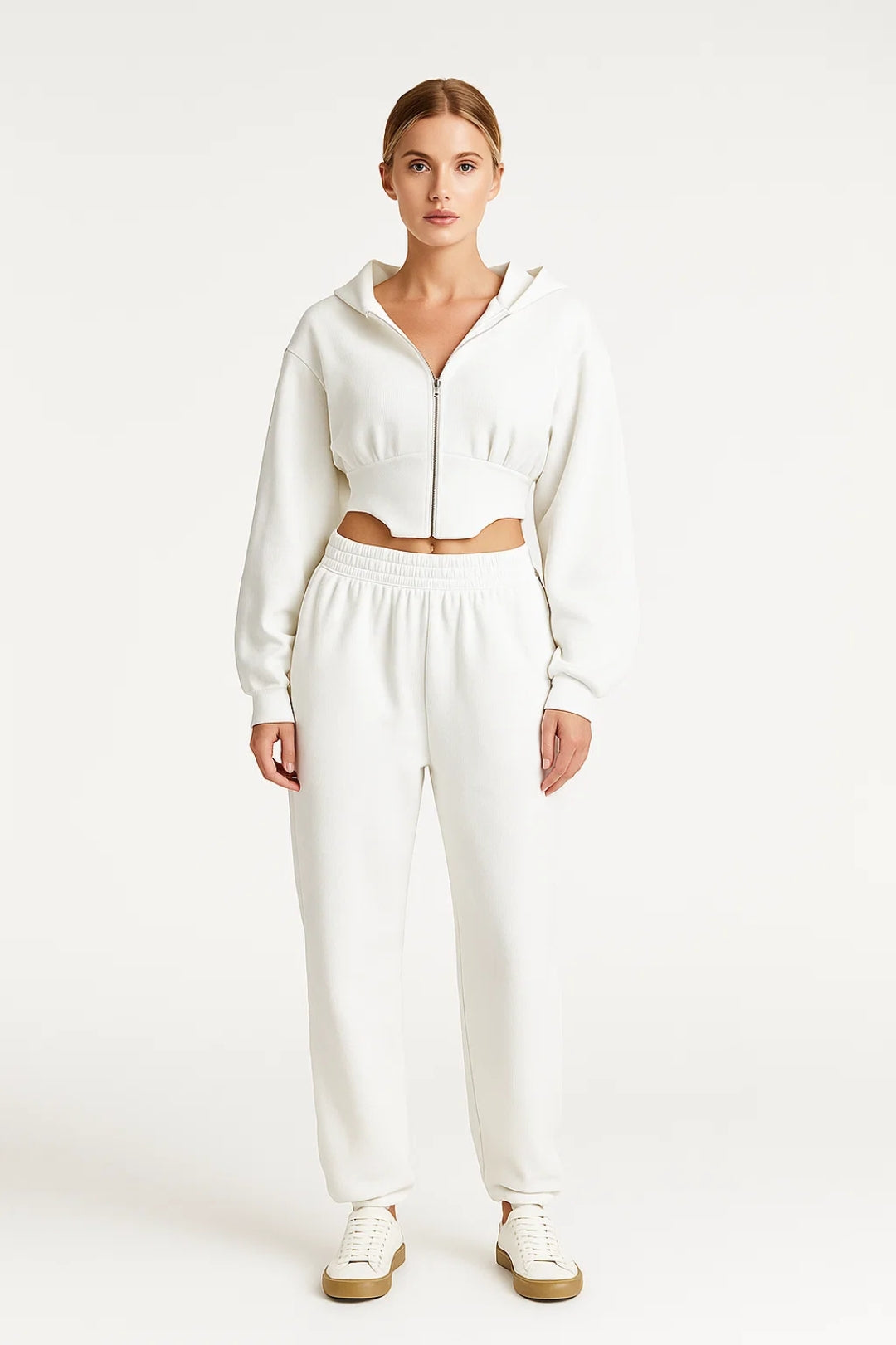 Set loungewear con felpa corta e pantaloni jogger | Stile comodo e moderno