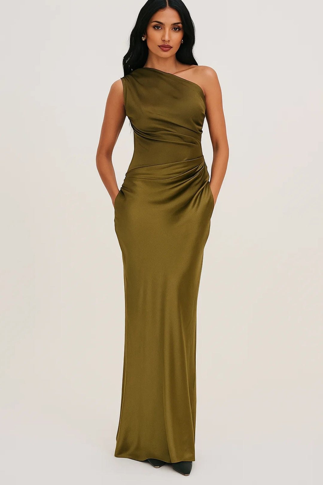 Abito lungo monospalla in raso | Eleganza moderna