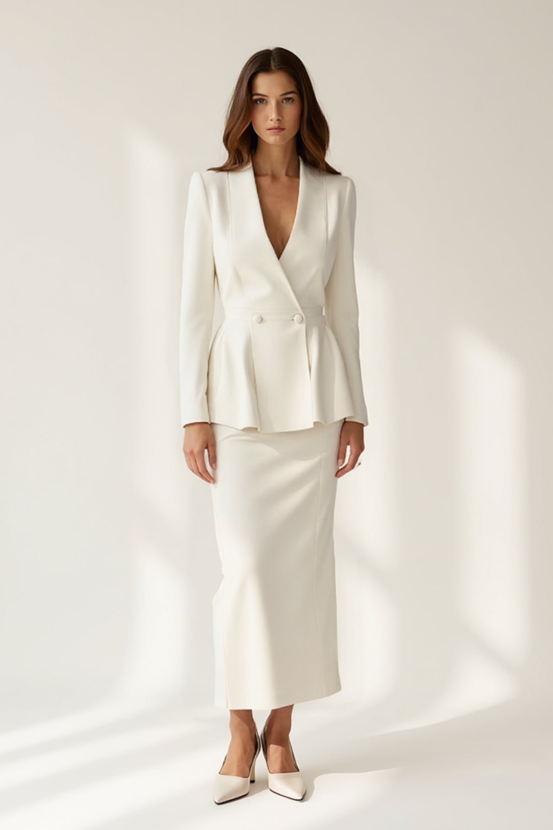 Tailleur elegante avorio | Blazer sfiancato e gonna longuette coordinata