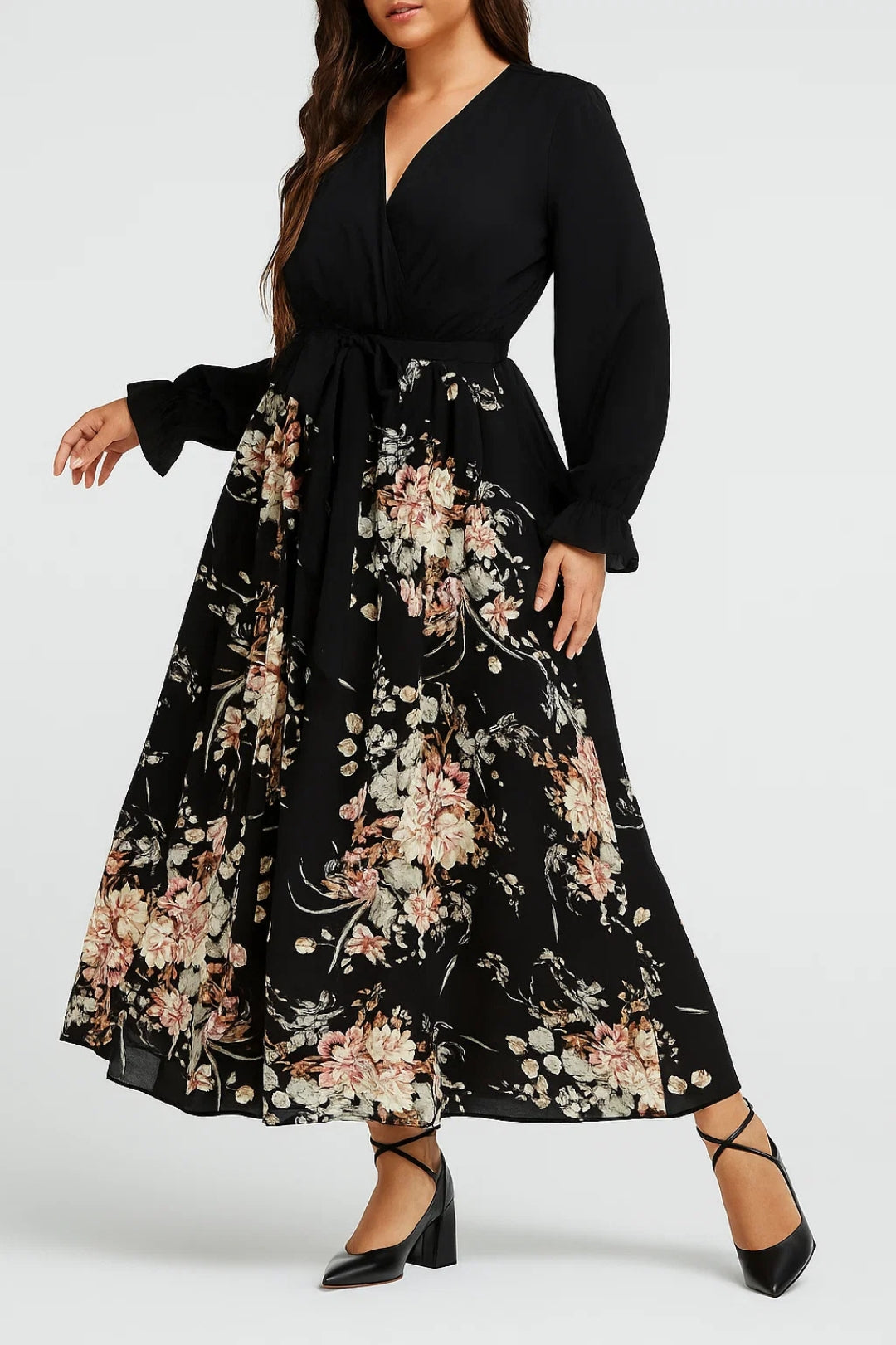 Vestito lungo con stampa floreale | Scollo a portafoglio e maniche lunghe