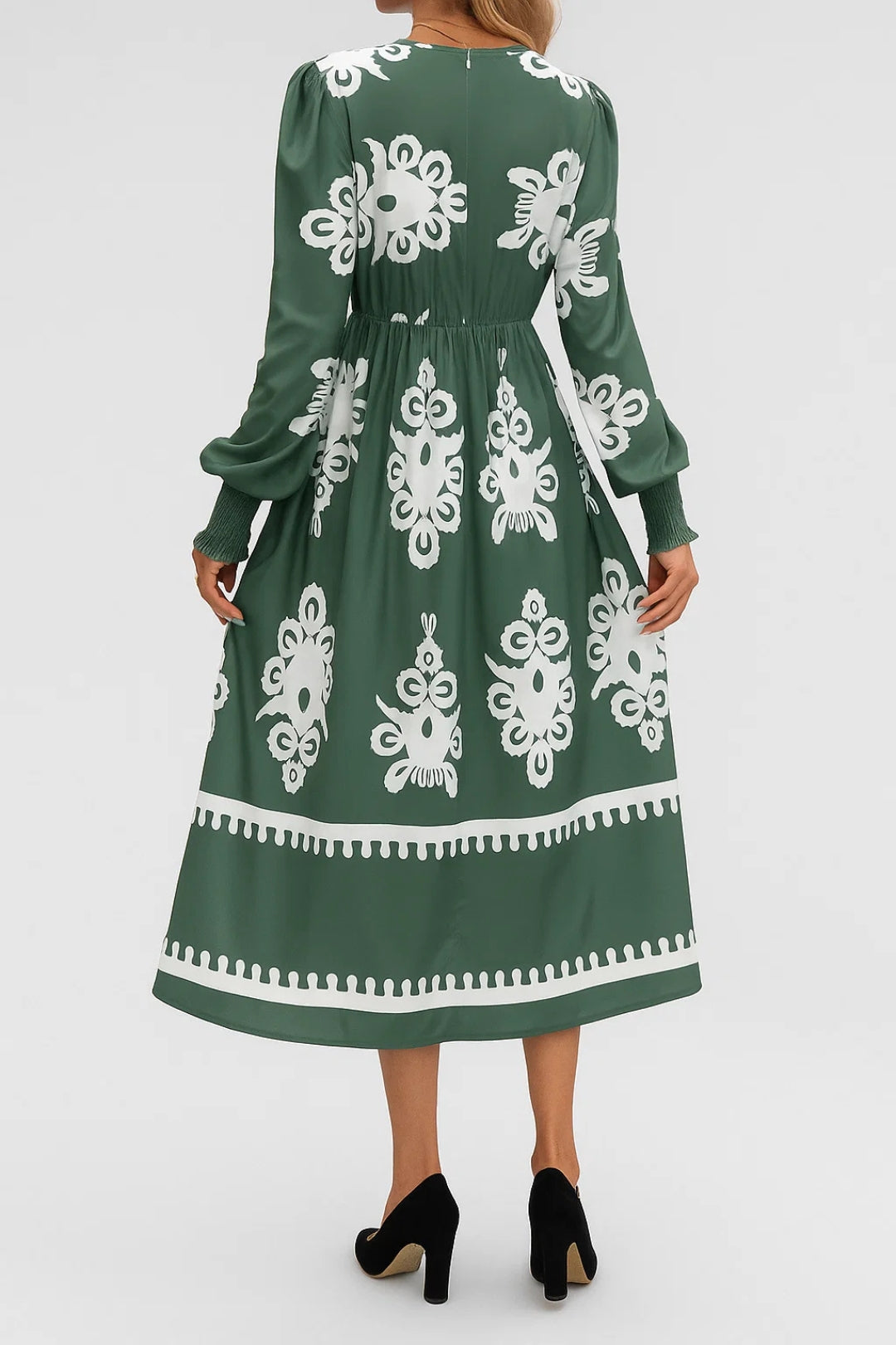 Vestito midi con stampa geometrica | Scollo a portafoglio e maniche lunghe