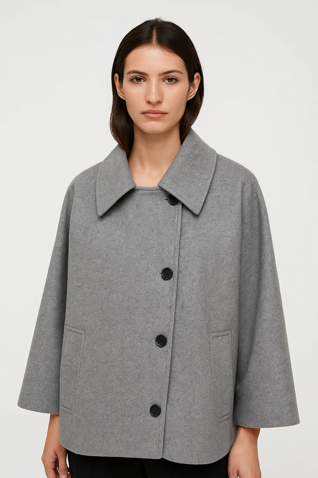 Cappotto corto a trapezio con collo ampio | Disponibile in grigio, verde oliva e cammello