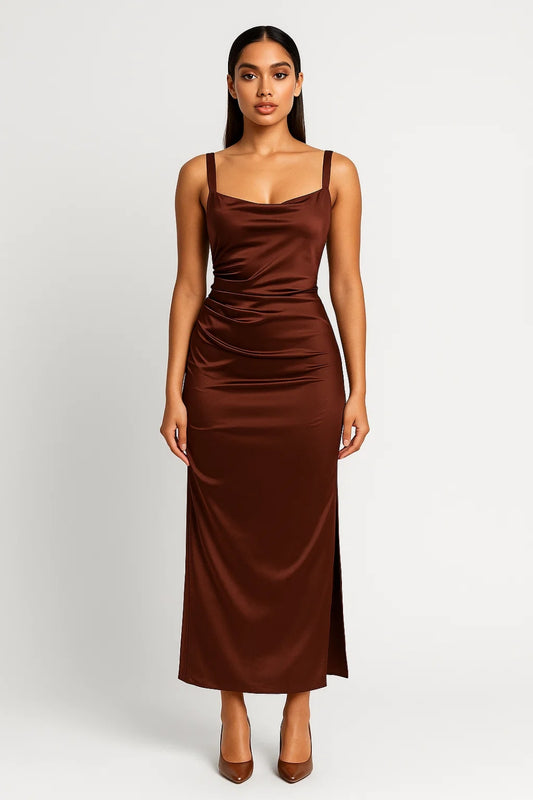 Abito lungo con spalline sottili e scollo morbido | Eleganza raffinata per la sera