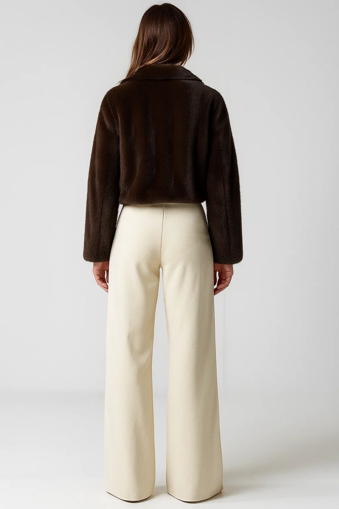 Giacca corta in eco pelliccia marrone | Elegante e calda per l'inverno