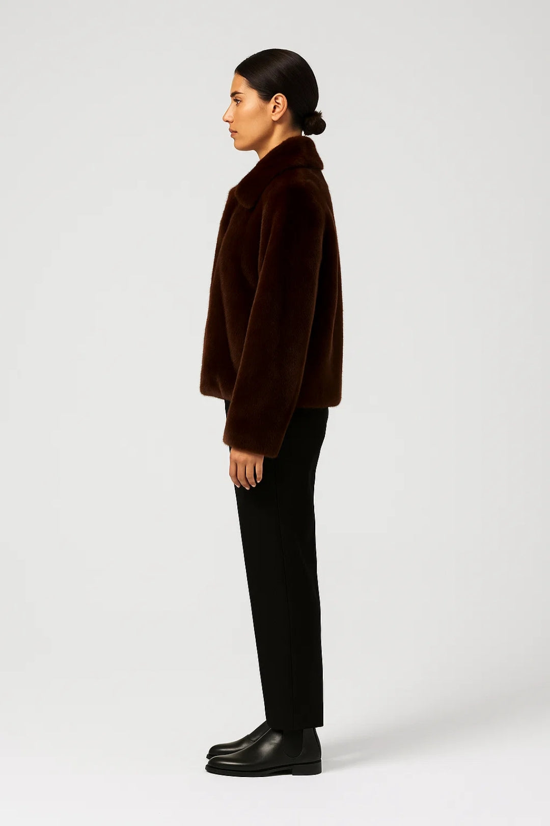 Giacca corta in eco pelliccia marrone | Elegante e calda per l'inverno