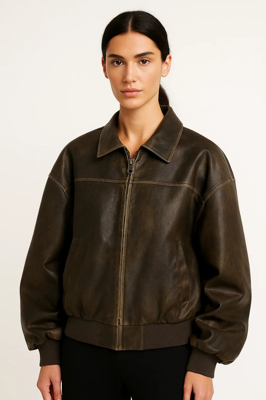 Giacca bomber in ecopelle | Vestibilità comoda | Look urbano e moderno