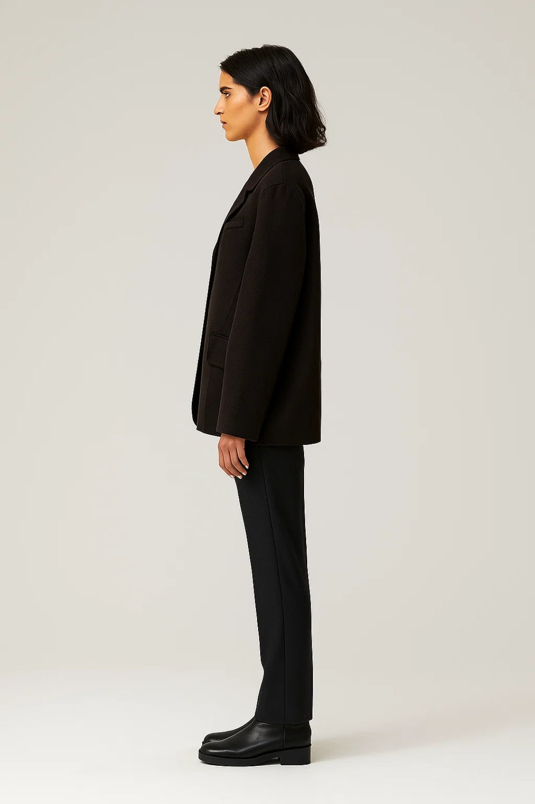 Blazer con revers classici e bottoni frontali