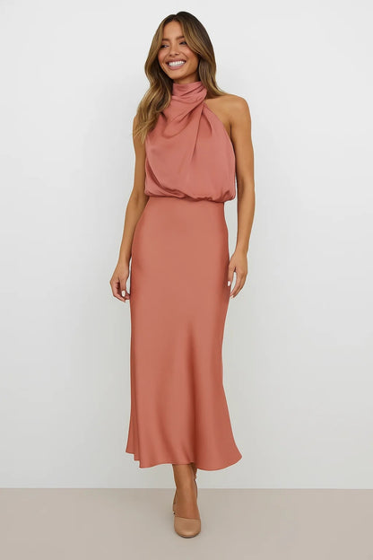 Abito Lungo Satinato | Collo Drappeggiato | Eleganza Moderna