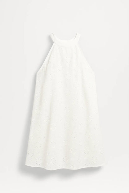 Abito bianco con ricamo sangallo | Modello svasato | Collo alto