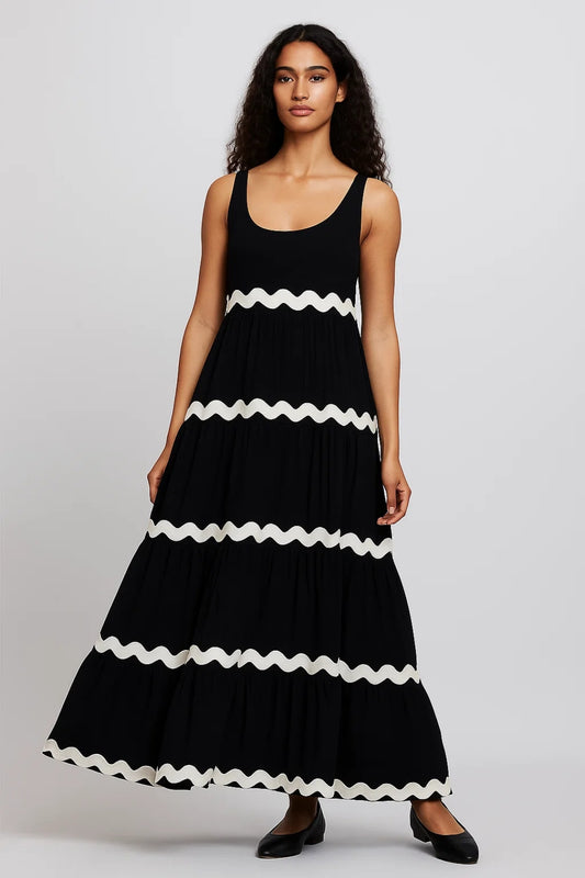 Abito lungo con dettagli ondulati a contrasto | Design vivace e femminile | Stile boho moderno