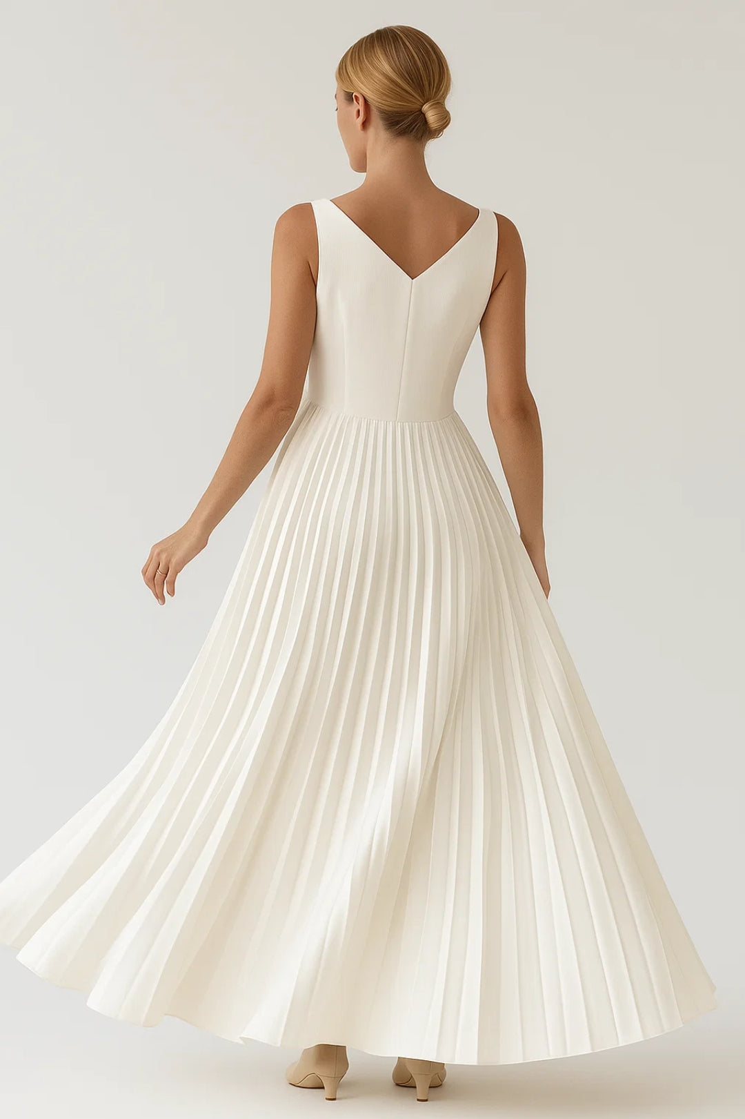 Abito lungo da donna con gonna plissettata | Eleganza senza tempo